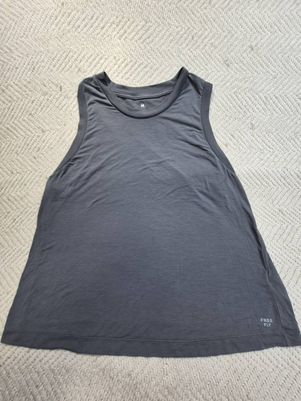 Free Fly women's sleeveless performance tank top in charcoal/dark gray